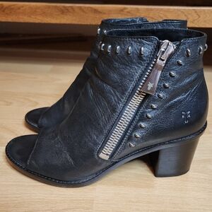Frye Brielle Rebel Zip Black Leather Open Toe Booties Shooties Size 10M